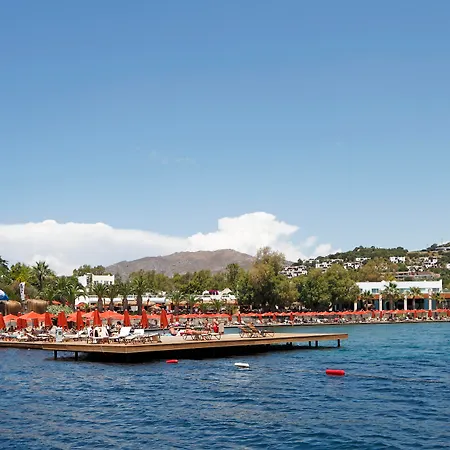 Üdülőközpont Kadikale 5*